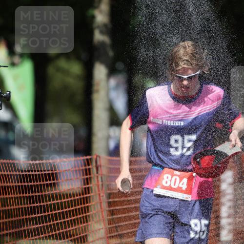 07.09.2025 - 19. Norderstedt Triathlon Michael Strokosch http://msf.ph/oto/8739010 07.09.2025 13:46:41 Laufen 359, 804 meine-sportfotos.de