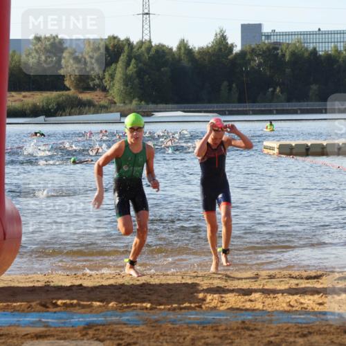 07.09.2025 - 19. Norderstedt Triathlon Luisa Fischer http://msf.ph/oto/8739030 07.09.2025 09:28:27 Schwimmen 553, 557, 633 meine-sportfotos.de