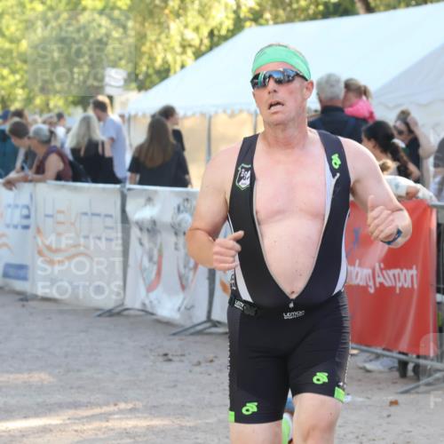 07.09.2025 - 19. Norderstedt Triathlon Luisa Fischer http://msf.ph/oto/8739041 07.09.2025 16:49:16 Ziel 1103, 1497, 1551 meine-sportfotos.de
