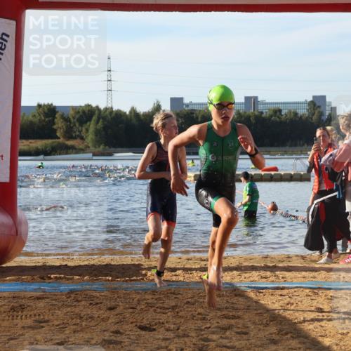 07.09.2025 - 19. Norderstedt Triathlon Luisa Fischer http://msf.ph/oto/8739061 07.09.2025 09:28:29 Schwimmen 553, 557, 633 meine-sportfotos.de