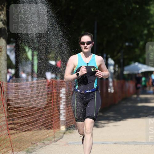 07.09.2025 - 19. Norderstedt Triathlon Michael Strokosch http://msf.ph/oto/8739075 07.09.2025 13:47:33 Laufen 240, 349 meine-sportfotos.de