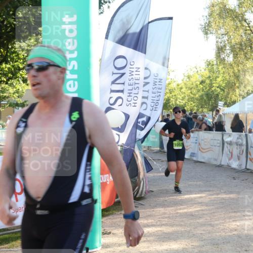 07.09.2025 - 19. Norderstedt Triathlon Luisa Fischer http://msf.ph/oto/8739080 07.09.2025 16:49:19 Ziel 1053, 1551 meine-sportfotos.de