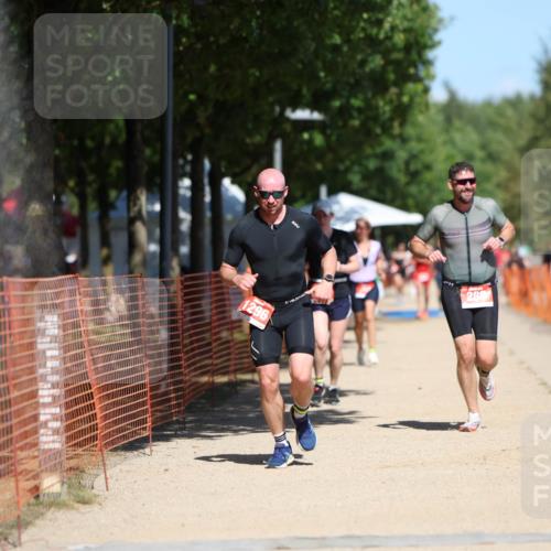 07.09.2025 - 19. Norderstedt Triathlon Michael Strokosch http://msf.ph/oto/8739150 07.09.2025 13:05:54 Laufen 288, 1221, 1237, 1260, 1296, 1321 meine-sportfotos.de