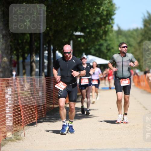 07.09.2025 - 19. Norderstedt Triathlon Michael Strokosch http://msf.ph/oto/8739180 07.09.2025 13:05:55 Laufen 288, 293, 1237, 1260, 1296 meine-sportfotos.de