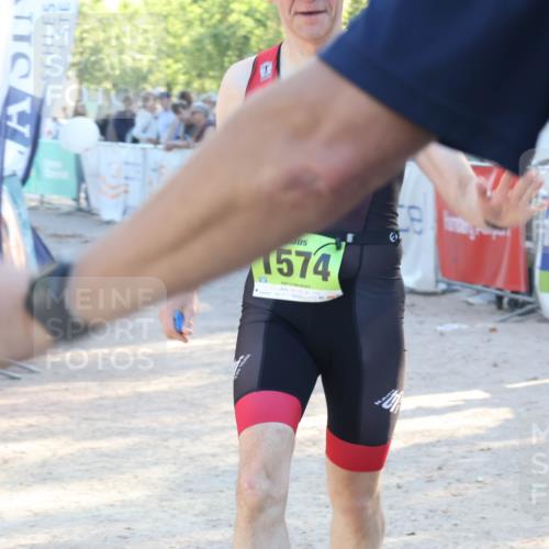 07.09.2025 - 19. Norderstedt Triathlon Luisa Fischer http://msf.ph/oto/8739204 07.09.2025 16:49:39 Ziel 1574 meine-sportfotos.de