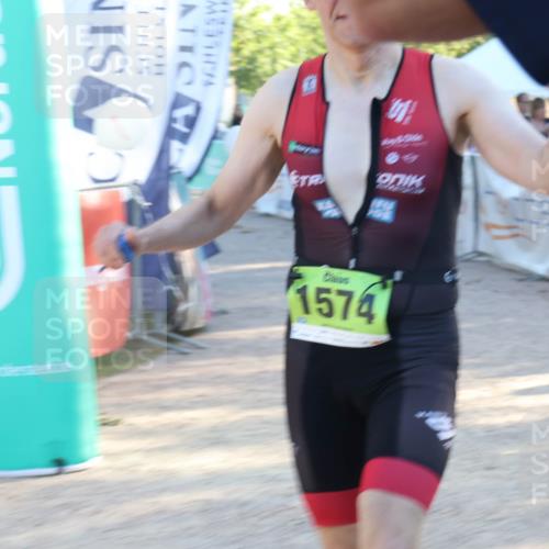 07.09.2025 - 19. Norderstedt Triathlon Luisa Fischer http://msf.ph/oto/8739209 07.09.2025 16:49:39 Ziel 1574 meine-sportfotos.de