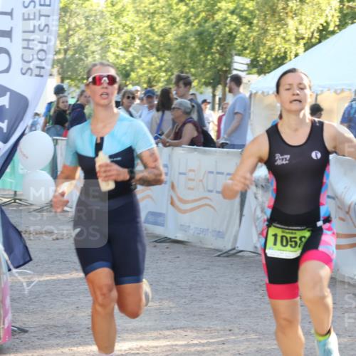 07.09.2025 - 19. Norderstedt Triathlon Luisa Fischer http://msf.ph/oto/8739221 07.09.2025 16:50:09 Ziel 1058, 1096, 1607 meine-sportfotos.de