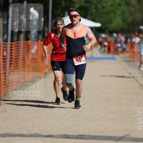 07.09.2025 - 19. Norderstedt Triathlon Michael Strokosch http://msf.ph/oto/8739226 07.09.2025 11:50:54 Laufen 787, 1229, 1340 meine-sportfotos.de
