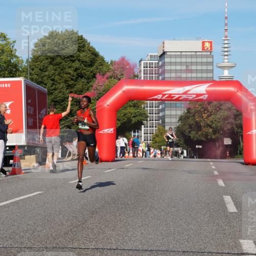 07.09.2025 - BARMER Alsterlauf Yannick Fuchs http://msf.ph/oto/8739233 07.09.2025 09:26:03 Laufen  meine-sportfotos.de