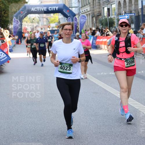 07.09.2025 - BARMER Alsterlauf Strokosch-Dieckow http://msf.ph/oto/8739241 07.09.2025 10:18:53 Ziel 2024, 2189, 2725, 3291, 3292, 3399, 3400, 3581, 3882, 4060, 4207, 4284, 4390, 4410, 4438, 4459, 5622, 5706, 5712 meine-sportfotos.de