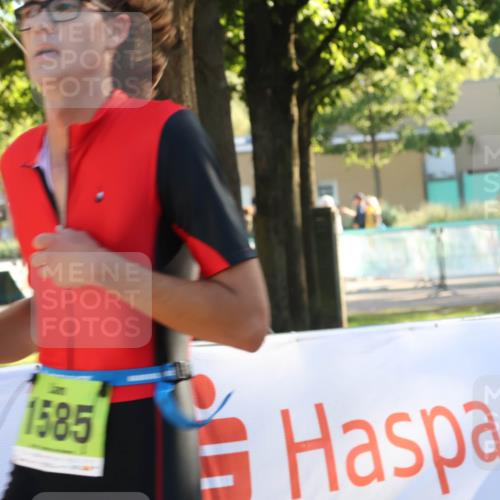 07.09.2025 - 19. Norderstedt Triathlon Luisa Fischer http://msf.ph/oto/8739281 07.09.2025 16:50:19 Ziel 1585 meine-sportfotos.de
