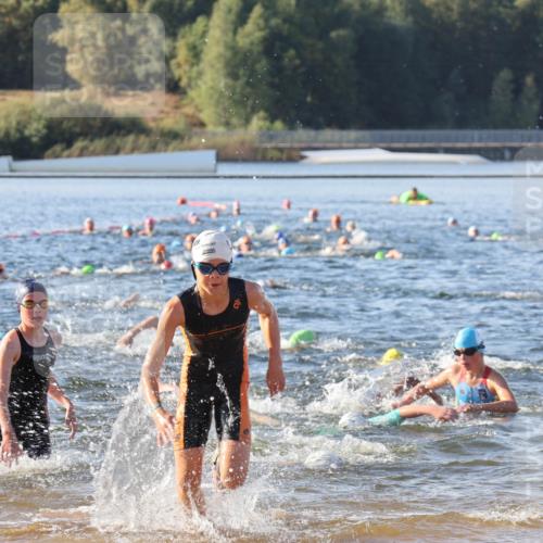 07.09.2025 - 19. Norderstedt Triathlon Luisa Fischer http://msf.ph/oto/8739287 07.09.2025 09:29:18 Schwimmen 562, 570, 586, 594, 600, 604, 613 meine-sportfotos.de
