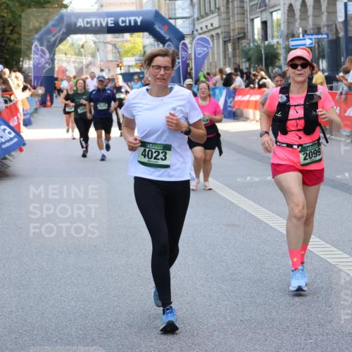 07.09.2025 - BARMER Alsterlauf Strokosch-Dieckow http://msf.ph/oto/8739292 07.09.2025 10:18:53 Ziel 2024, 2189, 2725, 3291, 3292, 3399, 3400, 3581, 3882, 4060, 4207, 4284, 4390, 4410, 4438, 4459, 5622, 5706, 5712 meine-sportfotos.de