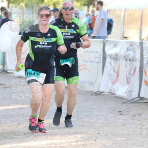 07.09.2025 - 19. Norderstedt Triathlon Luisa Fischer http://msf.ph/oto/8739297 07.09.2025 16:50:43 Ziel 1524, 1547 meine-sportfotos.de
