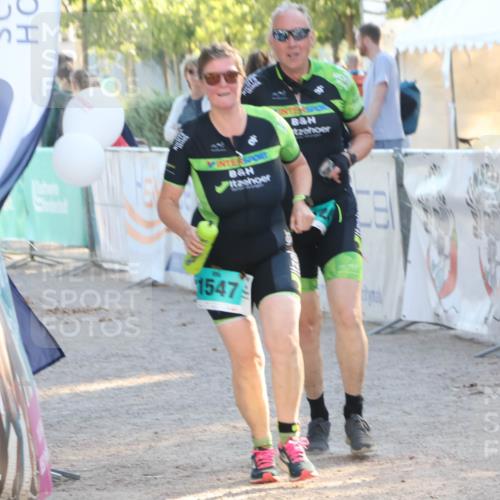 07.09.2025 - 19. Norderstedt Triathlon Luisa Fischer http://msf.ph/oto/8739304 07.09.2025 16:50:43 Ziel 1524, 1547 meine-sportfotos.de