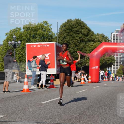 07.09.2025 - BARMER Alsterlauf Yannick Fuchs http://msf.ph/oto/8739309 07.09.2025 09:26:04 Laufen 29 meine-sportfotos.de