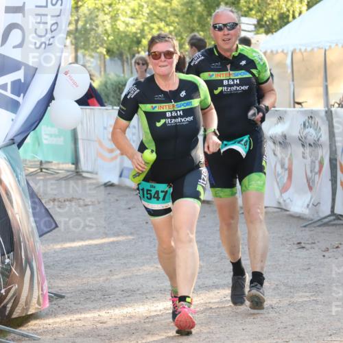 07.09.2025 - 19. Norderstedt Triathlon Luisa Fischer http://msf.ph/oto/8739324 07.09.2025 16:50:44 Ziel 1524, 1547 meine-sportfotos.de