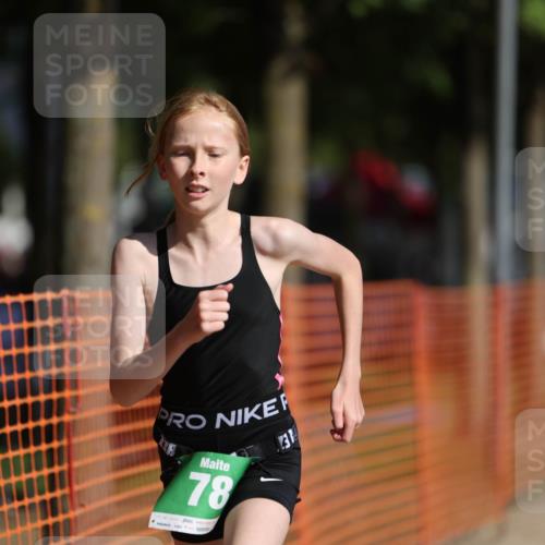 07.09.2025 - 19. Norderstedt Triathlon Michael Strokosch http://msf.ph/oto/8739335 07.09.2025 10:55:01 Laufen 78 meine-sportfotos.de