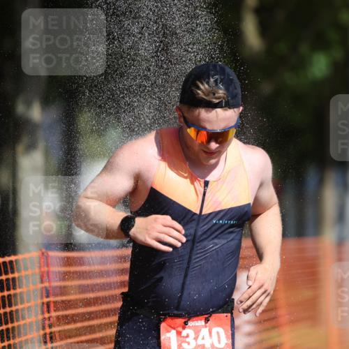 07.09.2025 - 19. Norderstedt Triathlon Michael Strokosch http://msf.ph/oto/8739337 07.09.2025 11:50:58 Laufen 787, 1229, 1340 meine-sportfotos.de