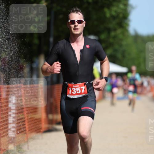 07.09.2025 - 19. Norderstedt Triathlon Michael Strokosch http://msf.ph/oto/8739345 07.09.2025 12:30:00 Laufen 261, 279, 1357 meine-sportfotos.de
