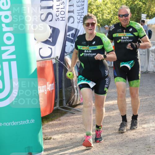 07.09.2025 - 19. Norderstedt Triathlon Luisa Fischer http://msf.ph/oto/8739350 07.09.2025 16:50:46 Ziel 1524, 1547 meine-sportfotos.de