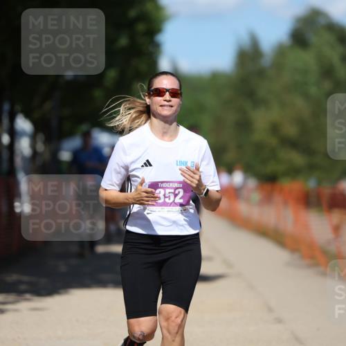 07.09.2025 - 19. Norderstedt Triathlon Michael Strokosch http://msf.ph/oto/8739405 07.09.2025 13:48:06 Laufen 153, 316, 334, 352, 1292 meine-sportfotos.de