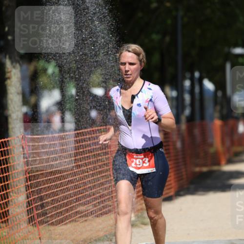 07.09.2025 - 19. Norderstedt Triathlon Michael Strokosch http://msf.ph/oto/8739468 07.09.2025 13:06:03 Laufen 293, 811, 1216, 1260 meine-sportfotos.de
