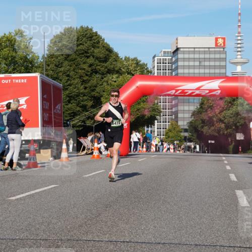 07.09.2025 - BARMER Alsterlauf Yannick Fuchs http://msf.ph/oto/8739488 07.09.2025 09:26:09 Laufen 5472 meine-sportfotos.de