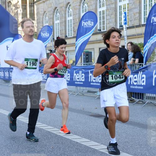 07.09.2025 - BARMER Alsterlauf Strokosch-Dieckow http://msf.ph/oto/8739517 07.09.2025 11:42:53 Ziel 1123, 1126, 1127, 1158, 1164, 1243, 4055, 8324, 8464 meine-sportfotos.de