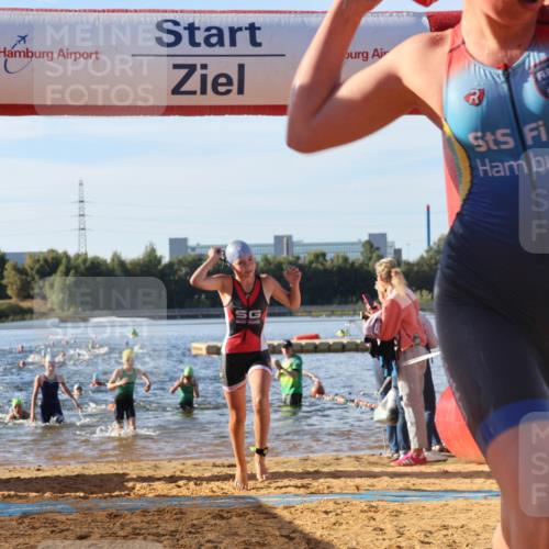 07.09.2025 - 19. Norderstedt Triathlon Luisa Fischer http://msf.ph/oto/8739522 07.09.2025 09:29:32 Schwimmen 554, 562, 563, 567, 570, 587, 588, 591, 604, 606, 613 meine-sportfotos.de