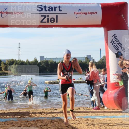07.09.2025 - 19. Norderstedt Triathlon Luisa Fischer http://msf.ph/oto/8739535 07.09.2025 09:29:33 Schwimmen 554, 562, 563, 567, 570, 587, 588, 591, 604, 606, 613 meine-sportfotos.de