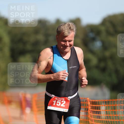 07.09.2025 - 19. Norderstedt Triathlon Michael Strokosch http://msf.ph/oto/8739597 07.09.2025 11:51:25 Laufen 152, 1198 meine-sportfotos.de