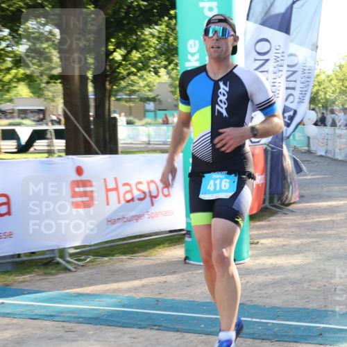 07.09.2025 - 19. Norderstedt Triathlon Luisa Fischer http://msf.ph/oto/8739612 07.09.2025 16:51:04 Ziel 416, 1061, 1424, 1559 meine-sportfotos.de