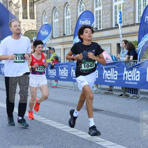 07.09.2025 - BARMER Alsterlauf Strokosch-Dieckow http://msf.ph/oto/8739633 07.09.2025 11:42:53 Ziel 1123, 1126, 1127, 1158, 1164, 1243, 4055, 8324, 8464 meine-sportfotos.de