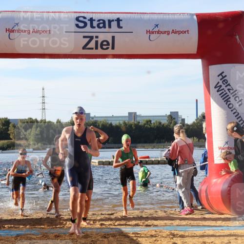 07.09.2025 - 19. Norderstedt Triathlon Luisa Fischer http://msf.ph/oto/8739638 07.09.2025 09:29:40 Schwimmen 554, 556, 563, 567, 572, 587, 588, 591, 595, 609, 618, 619, 629 meine-sportfotos.de