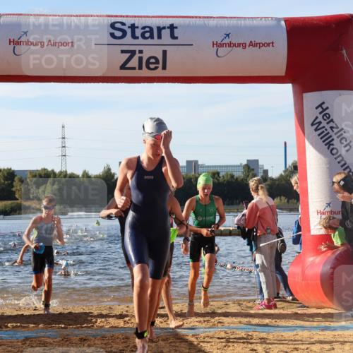 07.09.2025 - 19. Norderstedt Triathlon Luisa Fischer http://msf.ph/oto/8739645 07.09.2025 09:29:40 Schwimmen 554, 556, 563, 567, 572, 587, 588, 591, 595, 609, 618, 619, 629 meine-sportfotos.de