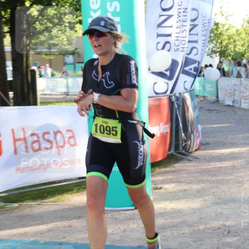 07.09.2025 - 19. Norderstedt Triathlon Luisa Fischer http://msf.ph/oto/8739655 07.09.2025 16:51:37 Ziel 1095 meine-sportfotos.de