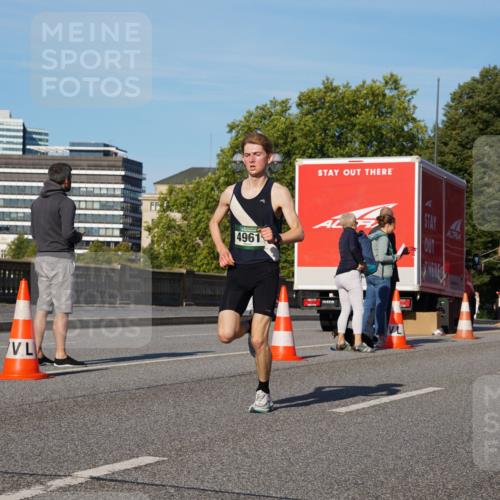 07.09.2025 - BARMER Alsterlauf Yannick Fuchs http://msf.ph/oto/8739670 07.09.2025 09:26:39 Laufen 4961, 3083 meine-sportfotos.de