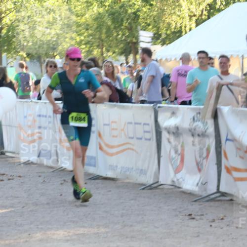 07.09.2025 - 19. Norderstedt Triathlon Luisa Fischer http://msf.ph/oto/8739678 07.09.2025 16:51:48 Ziel  meine-sportfotos.de