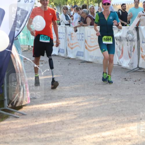 07.09.2025 - 19. Norderstedt Triathlon Luisa Fischer http://msf.ph/oto/8739700 07.09.2025 16:51:49 Ziel  meine-sportfotos.de