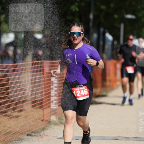 07.09.2025 - 19. Norderstedt Triathlon Michael Strokosch http://msf.ph/oto/8739714 07.09.2025 12:30:14 Laufen 252, 292, 1246 meine-sportfotos.de