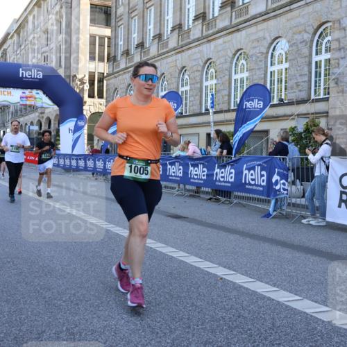 07.09.2025 - BARMER Alsterlauf Strokosch-Dieckow http://msf.ph/oto/8739723 07.09.2025 11:42:51 Ziel 1123, 1126, 1127, 1158, 1164, 4055, 8324, 8464, 8472 meine-sportfotos.de