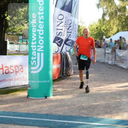 07.09.2025 - 19. Norderstedt Triathlon Luisa Fischer http://msf.ph/oto/8739821 07.09.2025 16:51:55 Ziel 1084, 1513, 1567 meine-sportfotos.de