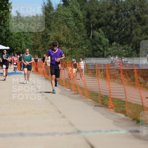 07.09.2025 - 19. Norderstedt Triathlon Michael Strokosch http://msf.ph/oto/8739847 07.09.2025 13:06:28 Laufen 1283 meine-sportfotos.de
