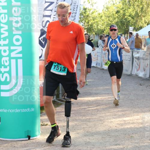 07.09.2025 - 19. Norderstedt Triathlon Luisa Fischer http://msf.ph/oto/8739860 07.09.2025 16:51:57 Ziel 1084, 1092, 1513, 1567 meine-sportfotos.de