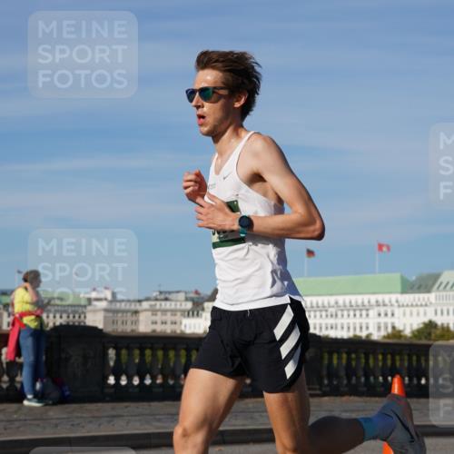 07.09.2025 - BARMER Alsterlauf Yannick Fuchs http://msf.ph/oto/8739868 07.09.2025 09:26:43 Laufen  meine-sportfotos.de