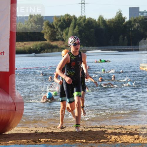 07.09.2025 - 19. Norderstedt Triathlon Luisa Fischer http://msf.ph/oto/8739873 07.09.2025 09:30:02 Schwimmen 568, 603, 607, 617, 625, 634 meine-sportfotos.de