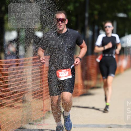 07.09.2025 - 19. Norderstedt Triathlon Michael Strokosch http://msf.ph/oto/8739878 07.09.2025 12:30:18 Laufen 252, 292, 1246 meine-sportfotos.de
