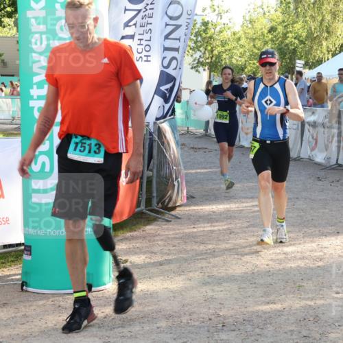 07.09.2025 - 19. Norderstedt Triathlon Luisa Fischer http://msf.ph/oto/8739881 07.09.2025 16:51:57 Ziel 1084, 1092, 1513, 1567 meine-sportfotos.de