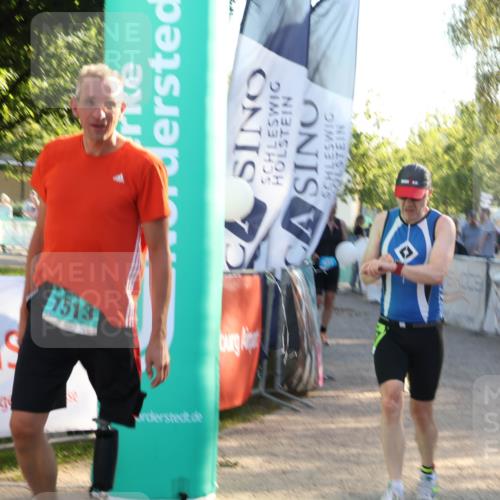 07.09.2025 - 19. Norderstedt Triathlon Luisa Fischer http://msf.ph/oto/8739895 07.09.2025 16:51:58 Ziel 431, 1084, 1092, 1513, 1567 meine-sportfotos.de